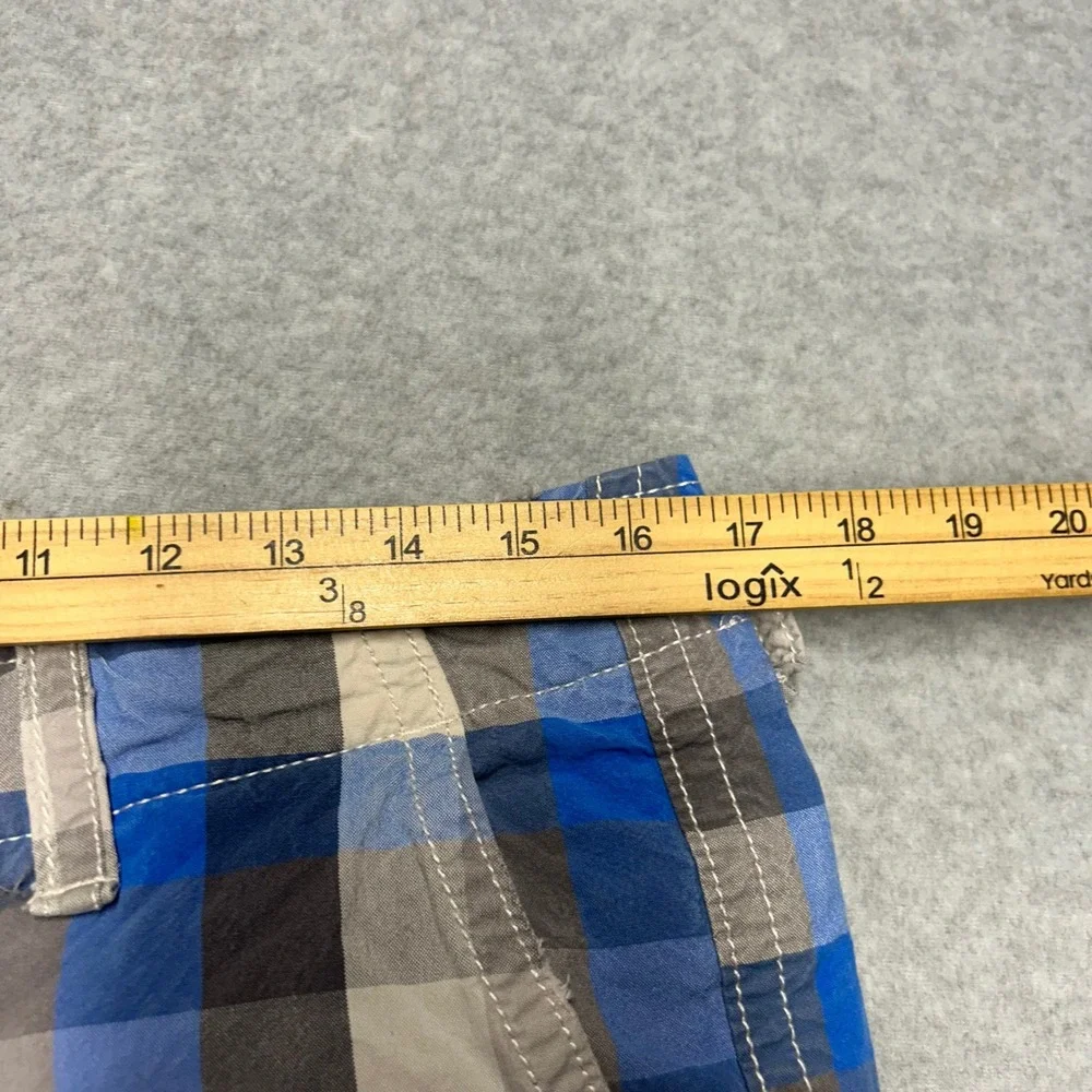 American Eagle Plaid Shorts Blue Grey Mens 33 Longer Length Flat Front Casual